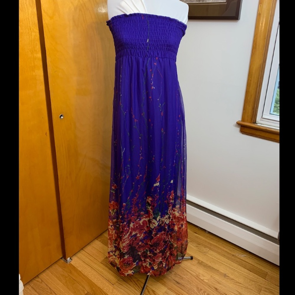Strapless dress